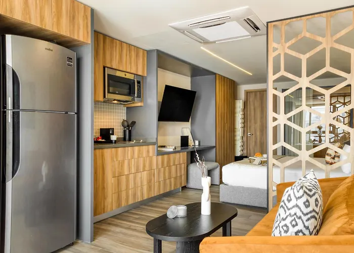 Hotel Uliv Cibeles 4*