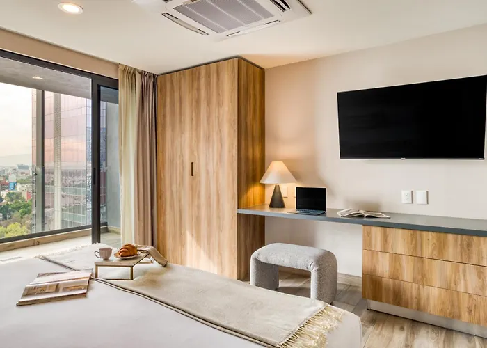 Uliv Cibeles Hotel 4*